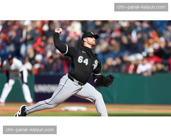 匹兹堡大学垒球队2月14日8-7险胜化身道大学，打线关键时刻建功