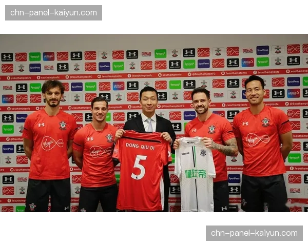 通讯：英超俱乐部与当地学校合作，推广“体育与教育”结合计划